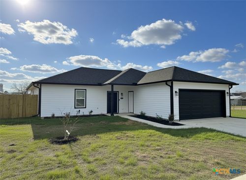 205 Haller St, Yoakum, TX, 77995-1912 | Card Image