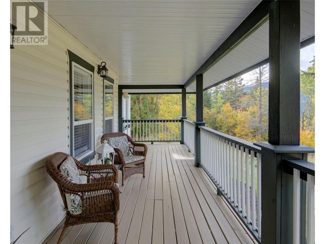 5228 Warren Creek Rd, House other with 4 bedrooms, 3 bathrooms and 12 parking in Falkland BC | Image 7
