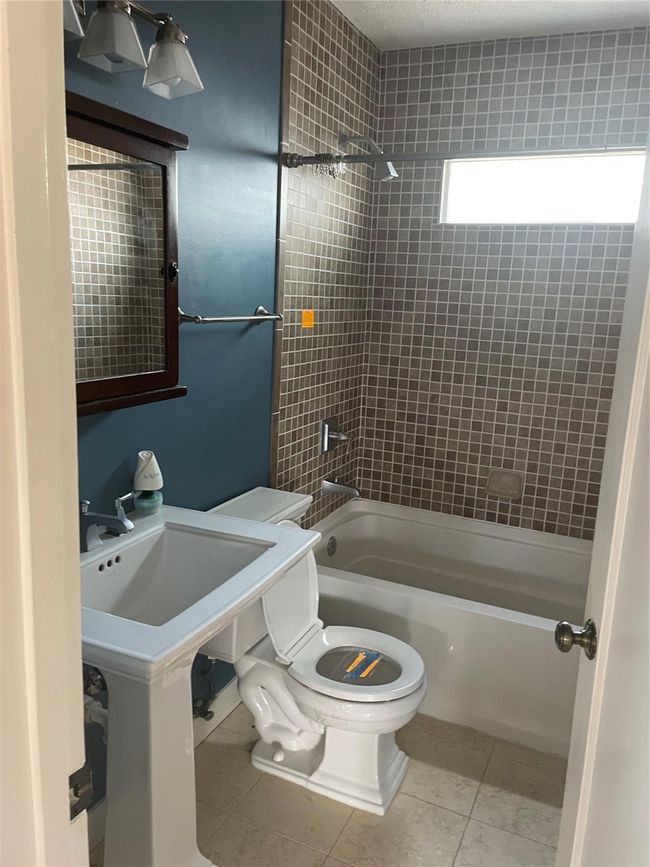 1100 Clayton Ln, House other with 2 bedrooms, 2 bathrooms and null parking in Austin TX | Image 5