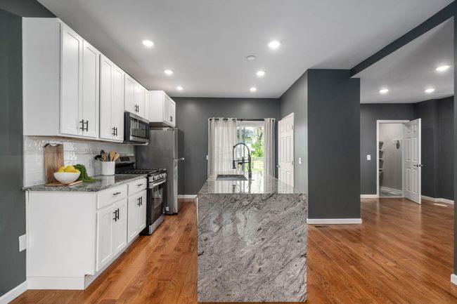 1342 E Fulton St, House other with 3 bedrooms, 3 bathrooms and null parking in Columbus OH | Image 7
