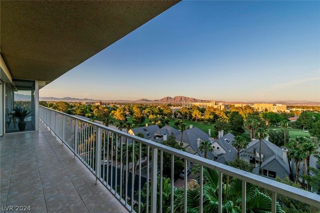 3111 Bel Air Dr, Unit#8F, Las Vegas, NV 89109 | Image 51