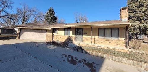 620 6th Ave, Sheldon, IA, 51201-1115 | Card Image