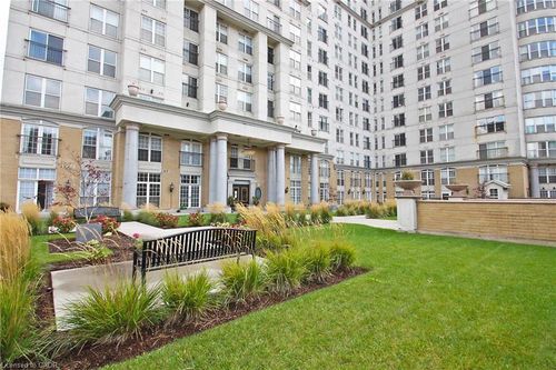 309-135 James St S, Hamilton, ON, L8P2Z6 | Card Image