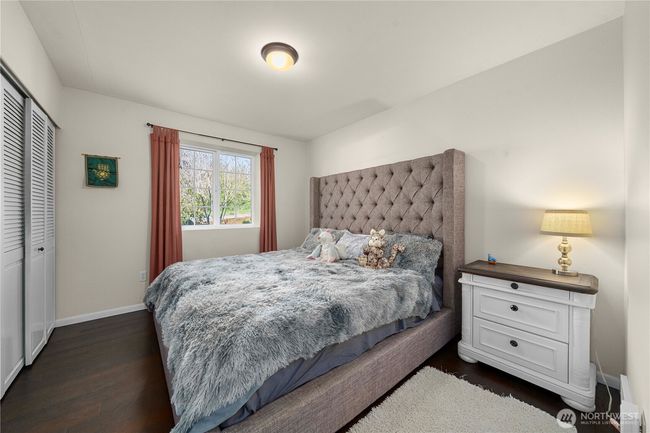 21010 Hobson Rd Se, House other with 3 bedrooms, 3 bathrooms and 7 parking in Yelm WA | Image 17