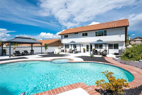 20376 Lisa Gail Dr, Saugus, CA, 91350-1963 | Card Image