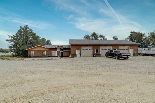 90058 A &amp; 90058 B Township Road 720, Rural Grande Prairie No. 1, County of, AB, T8X4L3 | Card Image