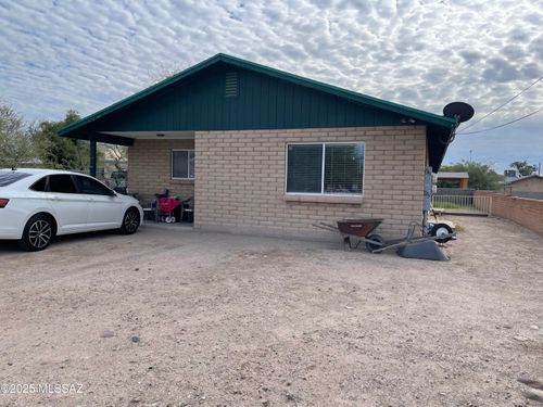 725 W 41st Street, Tucson, AZ, 85713 | Card Image