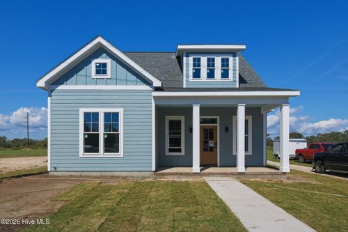 2406 Ferabee Dr, Morehead City, NC, 28557 | Card Image