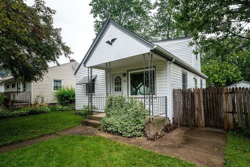 7816 W Palmetto Avenue, Milwaukee, WI, 53218 | Card Image