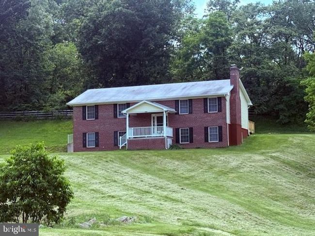 1205 Elm St, House other with 3 bedrooms, 2 bathrooms and null parking in FRONT ROYAL VA | Image 19