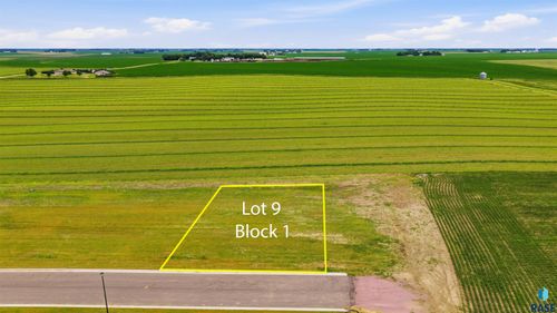 1509 Castle St Street, Larchwood, IA, 51241 | Card Image