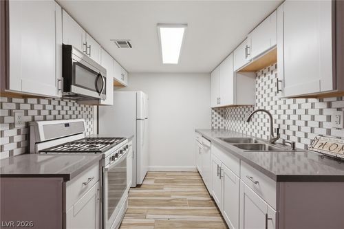 c-441 N Lamb Blvd, Las Vegas, NV, 89110-3496 | Card Image