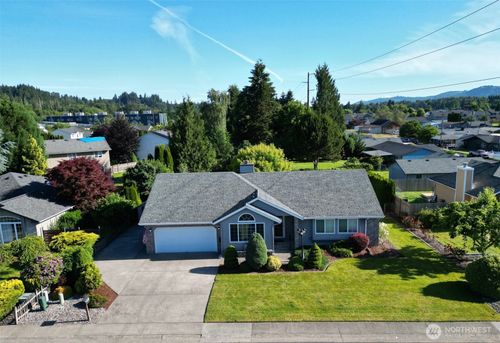 232 Sparks Dr, Kelso, WA, 98626-1818 | Card Image