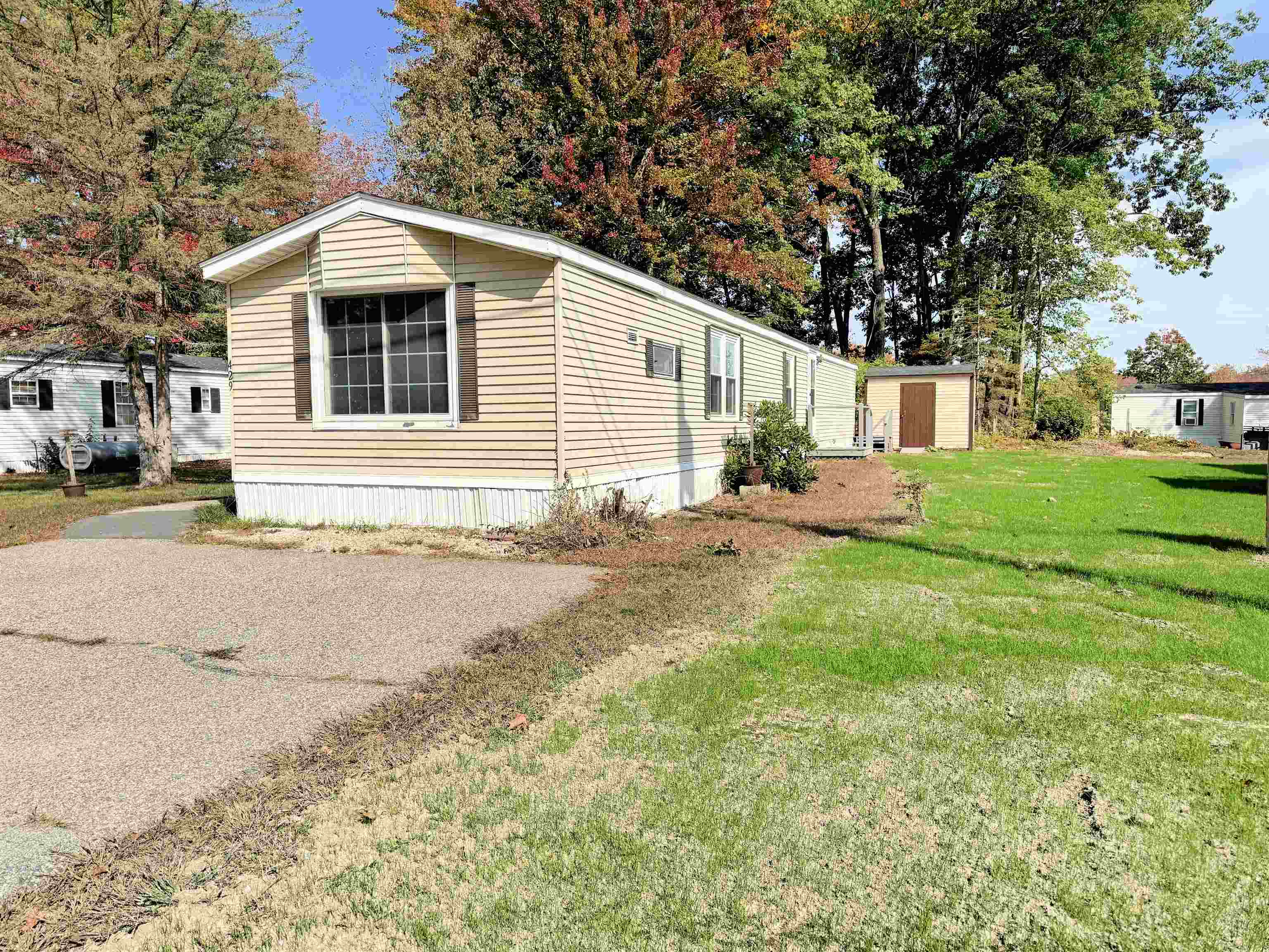 Sherwood Gln, Somersworth, NH 03878
