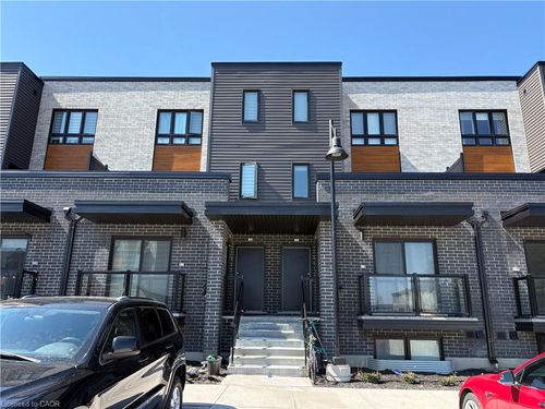 10-235 Chapel Hill Dr, Kitchener, ON, N2R0S4 | Card Image