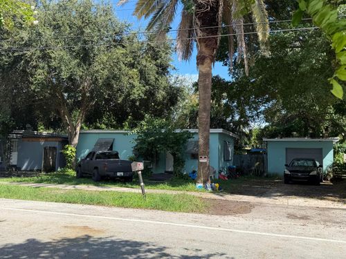 606 Columbus Pkwy, Hollywood, FL, 33021-6227 | Card Image