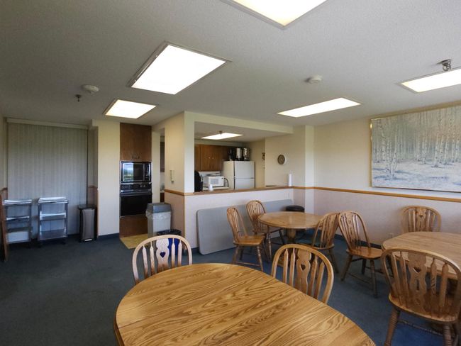 Party room kitchen amenity | Image 16
