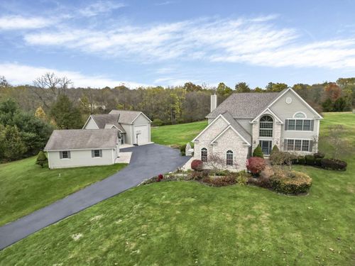 45 Mallard Pt, Hebron, OH, 43025-9688 | Card Image