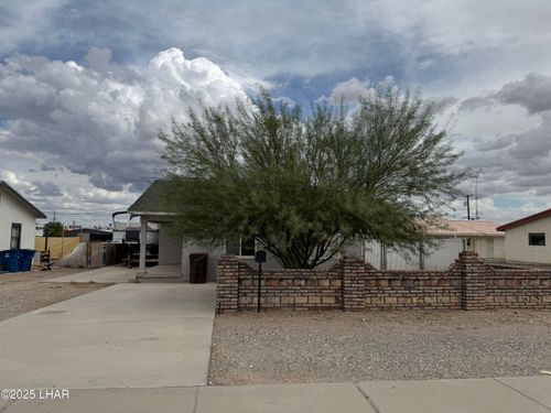 1213 S Mohave Ave, Parker, AZ, 85344-5631 | Card Image