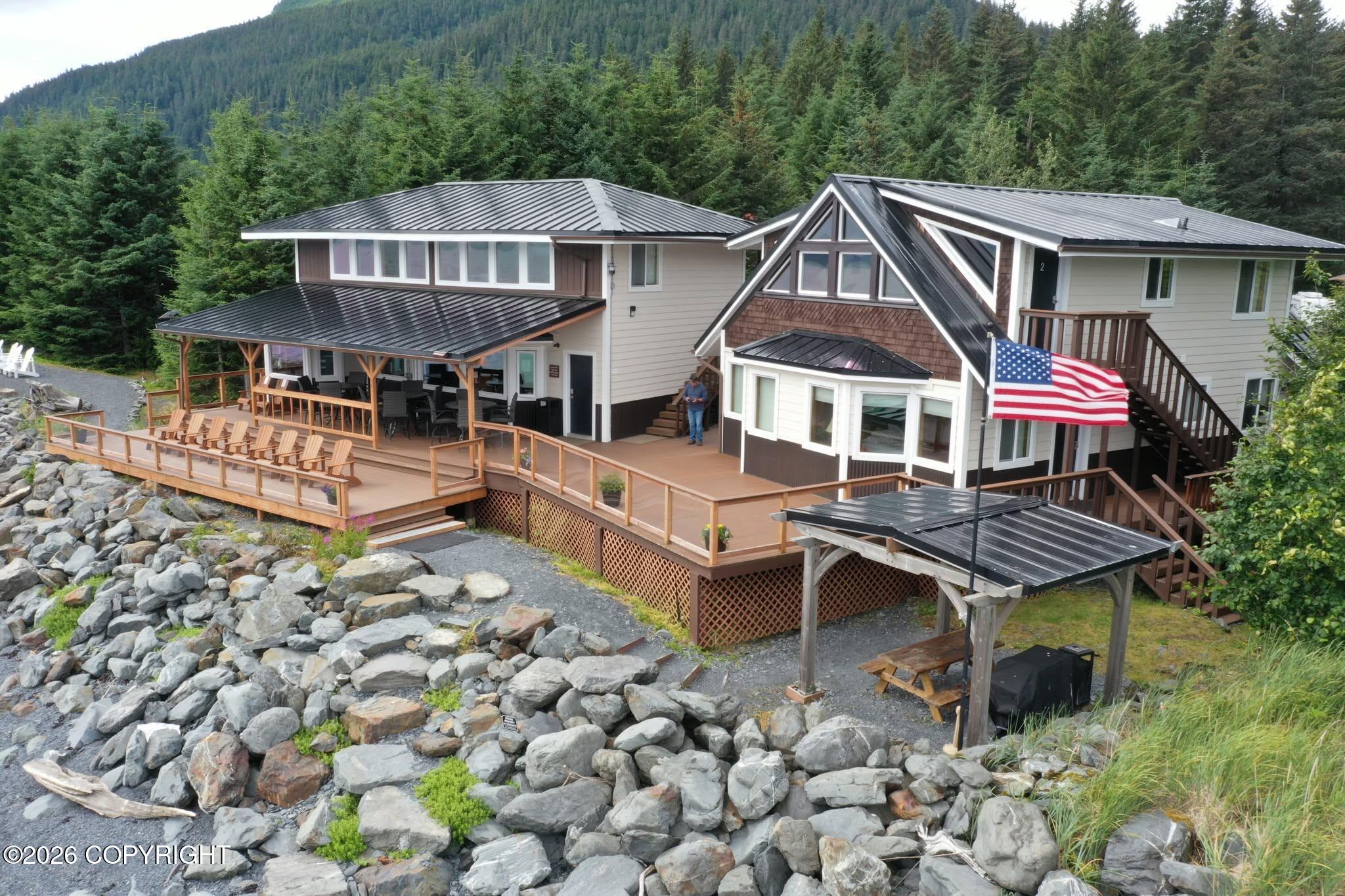 13970 Beach Dr, Seward, AK 99664