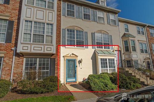 28 Boston Ct, Newark, NJ, 07103-3442 | Card Image