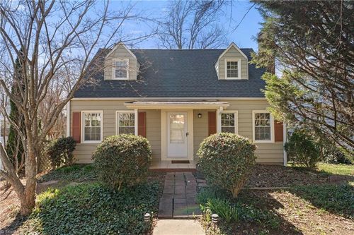 724 S Sunset Drive, Winston-Salem, NC, 27103 | Card Image