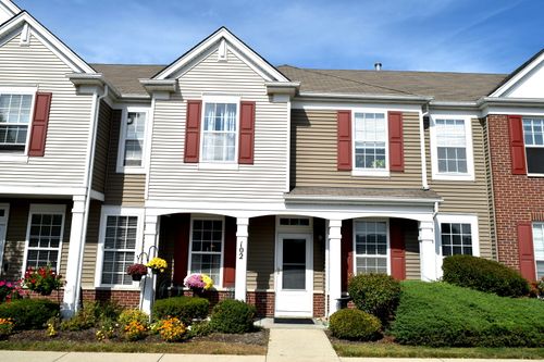 102 Soo Line Dr, Grayslake, IL, 60030-2477 | Card Image