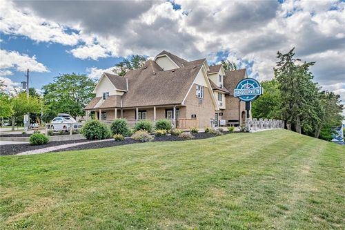 30 John St, Port Dover, ON, N0A1N7 | Card Image
