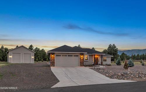 10290 Lundin Rd, Flagstaff, AZ, 86004-8316 | Card Image