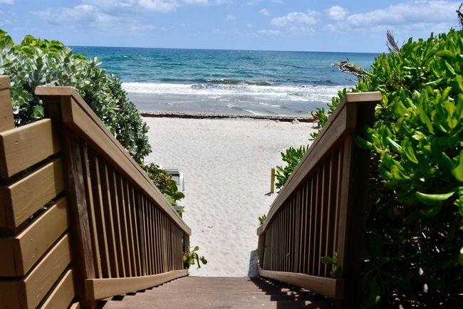 APT-109 - 1155 Hillsboro Mile, Condo with 2 bedrooms, 3 bathrooms and null parking in Hillsboro Beach FL | Image 43
