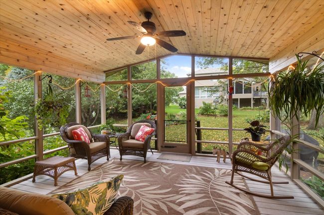 Screened porch with backyard access | Image 11