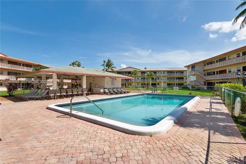 210-3300 Ne 188th St, Aventura, FL, 33180-3370 | Card Image