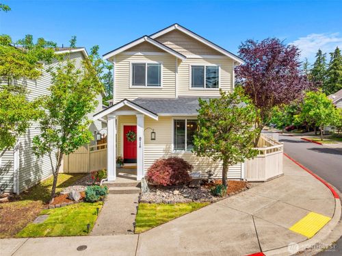 8716 Oslo Ln Ne, Lacey, WA, 98516-6402 | Card Image