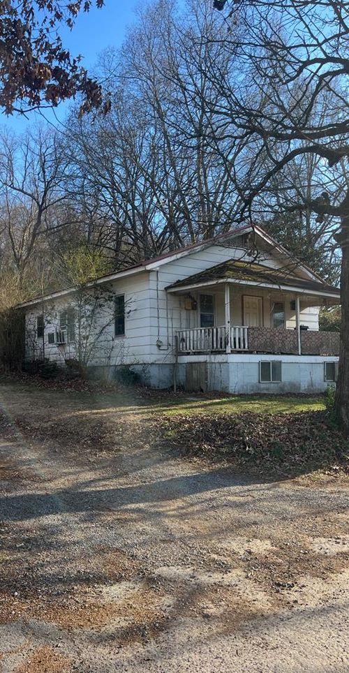 140 Green Row, Calhoun, GA, 30701-1724 | Card Image