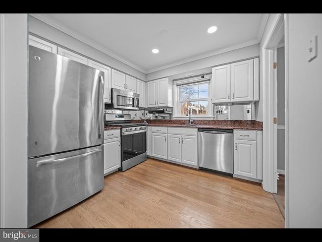 1609 Dunterry Pl, Townhouse with 3 bedrooms, 4 bathrooms and null parking in MCLEAN VA | Image 10