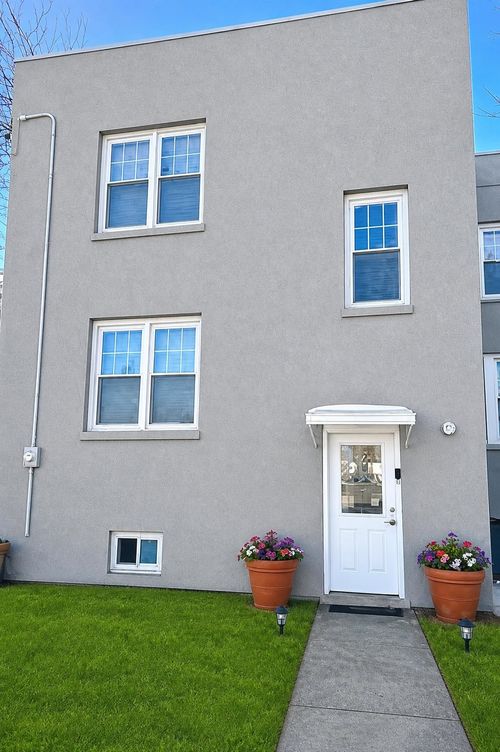 2-1407 70th St, North Bergen, NJ, 07047-3910 | Card Image