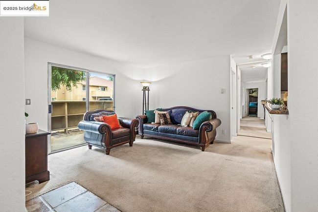 3413 Foxtail Ter, Condo with 2 bedrooms, 2 bathrooms and 1 parking in Fremont CA | Image 4
