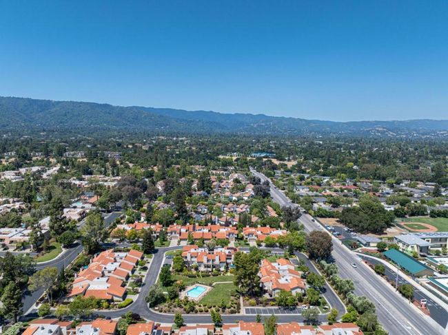 135 Calle Larga, Townhouse with 3 bedrooms, 3 bathrooms and 2 parking in Los Gatos CA | Image 76