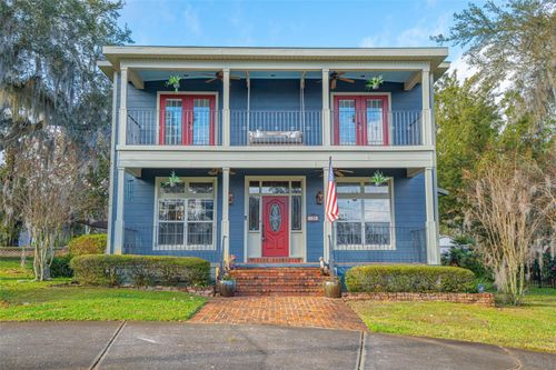 126 E Palmetto Ave, Howey In The Hills, FL, 34737-3322 | Card Image