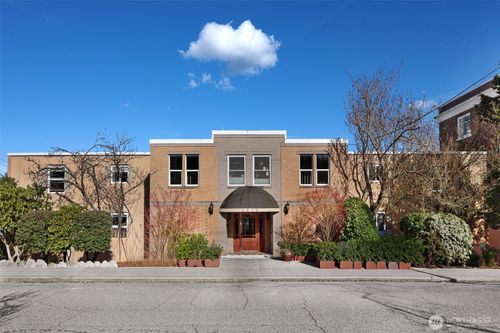 apt-301-1818 Bigelow Ave N, Seattle, WA, 98109-2654 | Card Image