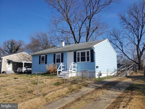 11 Glenwood Dr, DOVER, DE, 19904-6017 | Card Image