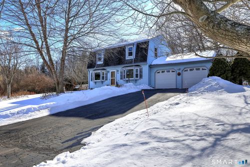 28 Sugar Hill Rd, North Haven, CT, 06473-4013 | Card Image