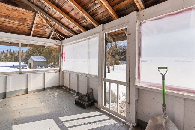 3783 Monck Rd, House other with 3 bedrooms, 2 bathrooms and 8 parking in Norland ON | Image 14