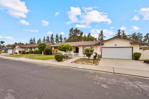 1641 Olivewood Ave, Manteca, CA, 95336-2819 | Card Image