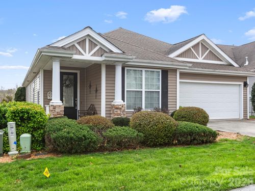 7 Eagle Creek Trl S, Flat Rock, NC, 28731-4780 | Card Image
