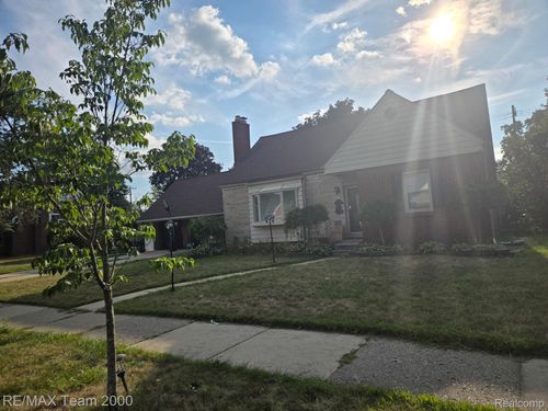 439 N Vernon St, Dearborn, MI, 48128-2500 | Card Image