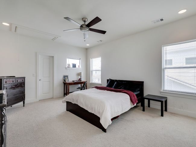 33 - 1109 Euphoria Bnd, Condo with 3 bedrooms, 3 bathrooms and 1 parking in Austin TX | Image 10