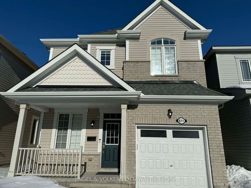 611 Silver Spruce Way, Kanata, ON, K2M0L2 | Card Image