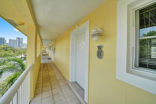 810-1501 E Broward Blvd, Fort Lauderdale, FL, 33301-2130 | Card Image