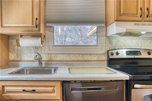 11 Churchill Dr, House other with 2 bedrooms, 1 bathrooms and 7 parking in Listowel ON | Image 21